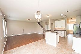 Beautiful Home For Rent  in Charlotte, NC (Photo 5 of 9)