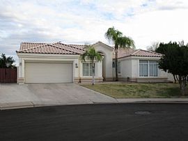 6550 E Rochelle Cir, Mesa, Az 85215 in Mesa, AZ