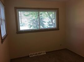 Louden Ln Madison, Wi 53716 3 Beds 1 Bath 990 Sqft in Madison, WI (Photo 4 of 11)