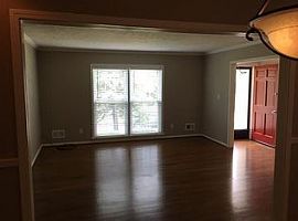  4107 Cottagehill Rd, Louisville, Ky 40299 3 Beds 2.5 Baths 1,5 in Louisville, KY (Photo 3 of 4)