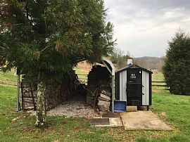 3 Bedroom House and Farm 7.5 Miles From I-64 Exit 185 in Rush, KY (Photo 6 of 8)