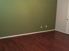 5508 Lilywood Ln, Rosharon, Tx 77583 3 Beds 2 Baths in Rosharon, TX (Photo 2 of 10)