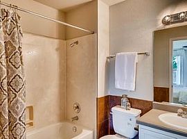 1417 Poppy Seed Ln, Austin, Tx 78741 3 Beds 2 Baths in Austin, TX (Photo 2 of 11)