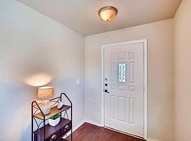 1417 Poppy Seed Ln, Austin, Tx 78741 3 Beds 2 Baths in Austin, TX (Photo 5 of 11)