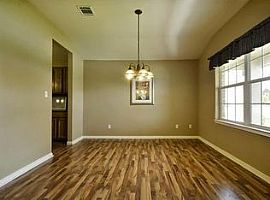 11612 Timber Heights Dr,  Rent 750 Deposit 750 Total 1500 in Austin, TX (Photo 4 of 12)