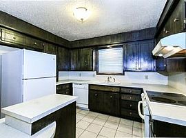 5232 16th St, Lubbock, Tx Rent 650 Deposit 650 Total 1300 in Lubbock, TX (Photo 2 of 8)