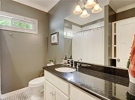 1117 Woodland Ave, Austin, Tx 78704 3 Beds 2 Baths in Austin, TX (Photo 10 of 12)