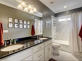 1117 Woodland Ave, Austin, Tx 78704 3 Beds 2 Baths in Austin, TX (Photo 2 of 12)