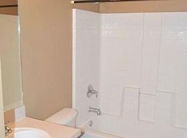 602 Marian Ct, Titusville Rent 750 Deposit 750 Total 1500 in Titusville, FL (Photo 5 of 10)