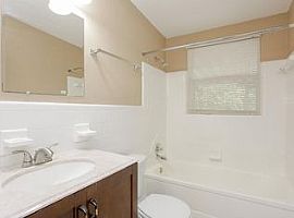 1432 Poinciana Dr, Clearwater, Fl 33764 in Clearwater, FL (Photo 4 of 7)