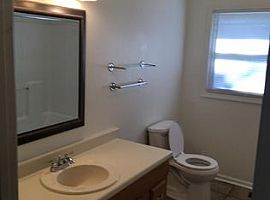  112 Dawn Dr, Hopkinsville, Ky 42240 3 Beds 1.5 Baths 1,454 Sqf in Hopkinsville, KY (Photo 2 of 4)