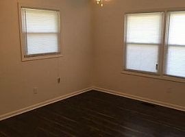  112 Dawn Dr, Hopkinsville, Ky 42240 3 Beds 1.5 Baths 1,454 Sqf in Hopkinsville, KY (Photo 4 of 4)