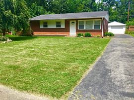  1717 Millgate Rd, Louisville, Ky 40223 3 Beds 1.5 Baths 1,037  in Louisville, KY