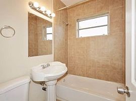 7001 Sw 12th St, Pembroke Pines, Fl 33023 3 Beds 2 Baths in Pembroke Pines, FL (Photo 4 of 11)