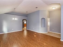  3905 Bonnie Ln, Round Rock, Tx 78665 3 Beds 2 Baths 1,822 Sqft in Round Rock, TX (Photo 5 of 5)