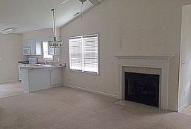  104 English Ivy Ln, New Bern, Nc 28562 3 Beds 2 Baths 1,133 Sq in New Bern, NC (Photo 4 of 4)