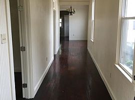  218 Napoleon St, Baton Rouge, La 70802 3 Beds 1 Bath 1,200 Sqf in Baton Rouge, LA (Photo 3 of 4)