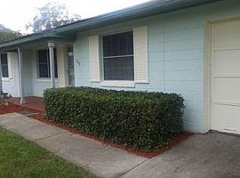 702 Medina Ct, Saint Augu Rent 750 Deposit 750 Total 1500 in Saint Augustine, FL (Photo 2 of 5)