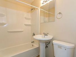 7945 S Francisco Ave, Chicago, Il 60652 2 Beds 2 Baths 864 Sqft in Chicago, IL (Photo 11 of 12)