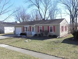 133 Ridge Ln, Geneva, Il 60134 3 Beds 1 Bath -- Sqft in Geneva, IL