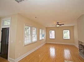 12 Rosemont St, Charleston, Sc 29403 1 Bed 1.5 Baths in Charleston, SC (Photo 4 of 9)