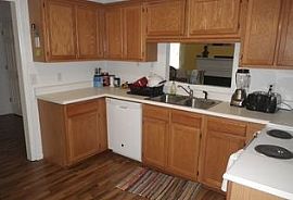 5519 Plover Ct, Wilmington, Nc 28409 3 Beds 2 Baths in Wilmington, NC (Photo 2 of 7)