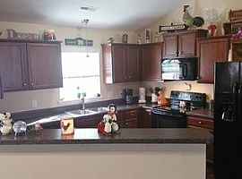 170 Rosemary Ave, Hubert, Nc 28539 3 Beds 2 Baths in Hubert, NC (Photo 2 of 6)