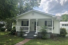 1802 Wilmington St, New Bern, Nc 28560 3 Beds 1 Bath in New Bern, NC