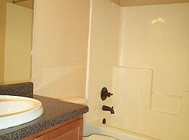 209 Gritney Rd, Daleville, Al 36322 3 Beds 2 Baths 1,396 Sqft in Daleville, AL (Photo 8 of 9)