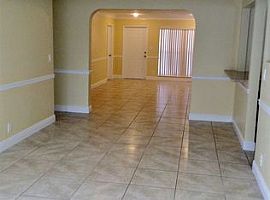 2525 Dewey St, Hollywood, Fl 33020 in Hollywood, FL (Photo 5 of 8)