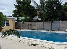 2525 Dewey St, Hollywood, Fl 33020 in Hollywood, FL (Photo 8 of 8)