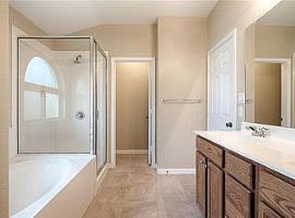 1033 Cotton Patch Trl, Leander, Tx 78641 4 Beds 2 Baths in Leander, TX (Photo 7 of 9)