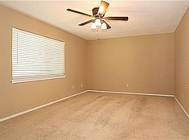 2816 Oxford Ln, Flower Mound, Tx 75028 3 Beds 2 Baths in Flower Mound, TX (Photo 5 of 8)