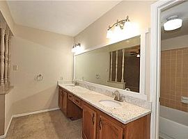 2816 Oxford Ln, Flower Mound, Tx 75028 3 Beds 2 Baths in Flower Mound, TX (Photo 7 of 8)