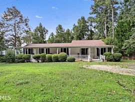 4 Beds 2 Baths in Sugar Hill, GA