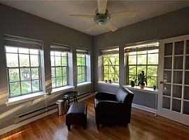 5621 Waterman Blvd Apt 5, Saint Louis, Mo in Saint Louis, MO (Photo 4 of 5)