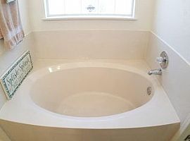 2100 Silver Fox Dr, Edmond, Ok in Edmond, OK (Photo 5 of 8)