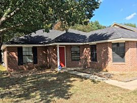 420 Forest Park Dr, Montgomery, Al 36109 in Montgomery, AL