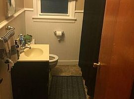 304 Northwestern Pkwy, Louisville, Ky in Louisville, KY (Photo 4 of 7)