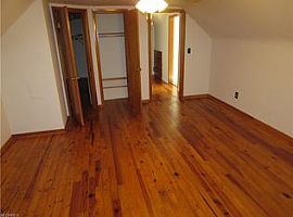 5081 Catherine St, Maple Heights, Oh 44137 4 Beds 1 Bath in Maple Heights, OH (Photo 2 of 9)