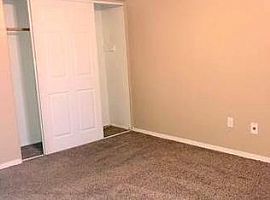 13233 N 38th Pl, Phoenix, Az 85032 3 Beds 2 Baths 1,064 Sqft in Phoenix, AZ (Photo 2 of 9)