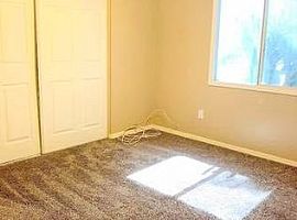 13233 N 38th Pl, Phoenix, Az 85032 3 Beds 2 Baths 1,064 Sqft in Phoenix, AZ (Photo 3 of 9)