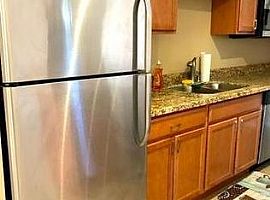 13233 N 38th Pl, Phoenix, Az 85032 3 Beds 2 Baths 1,064 Sqft in Phoenix, AZ (Photo 8 of 9)