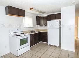 3425 Clarkston Ave, Columbus, Oh 43232 3 Beds 1 Bath in Columbus, OH (Photo 2 of 9)