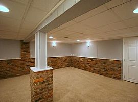 815 Thomas Rd, Grandview, Oh 43212 3 Beds 1.5 Baths in Grandview, OH (Photo 6 of 10)