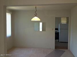 3001 E 17th St, Tucson, Az 85716 2 Beds 1 Bath 976 Sqft in Tucson, AZ (Photo 5 of 9)