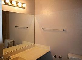 5036 W Gelding Dr, Glendale, Az in Glendale, AZ (Photo 8 of 11)