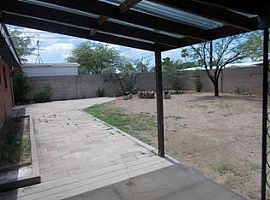 6917 E Oberlin Dr, Tucson, Az 85710 in Tucson, AZ (Photo 4 of 10)