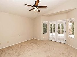 6256 Small Point Dr, Las Vegas, Nv 89108 4 Beds 2 Baths in Las Vegas, NV (Photo 2 of 8)