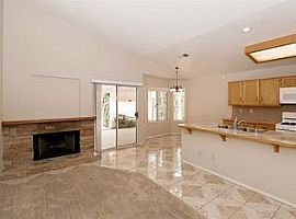 6256 Small Point Dr, Las Vegas, Nv 89108 4 Beds 2 Baths in Las Vegas, NV (Photo 7 of 8)